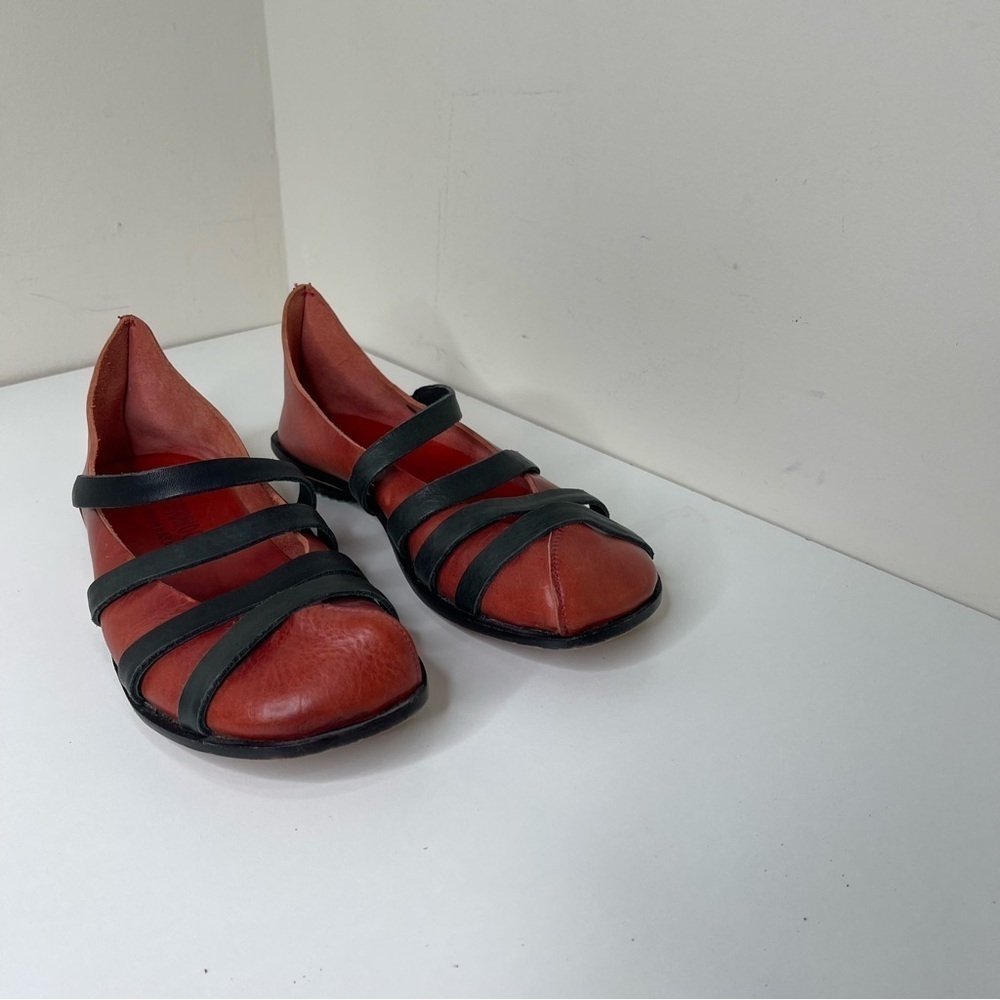 Cydwoq Jail Women's Shoe hand made Cottagecore ballet flat l - Picture 13 of 13